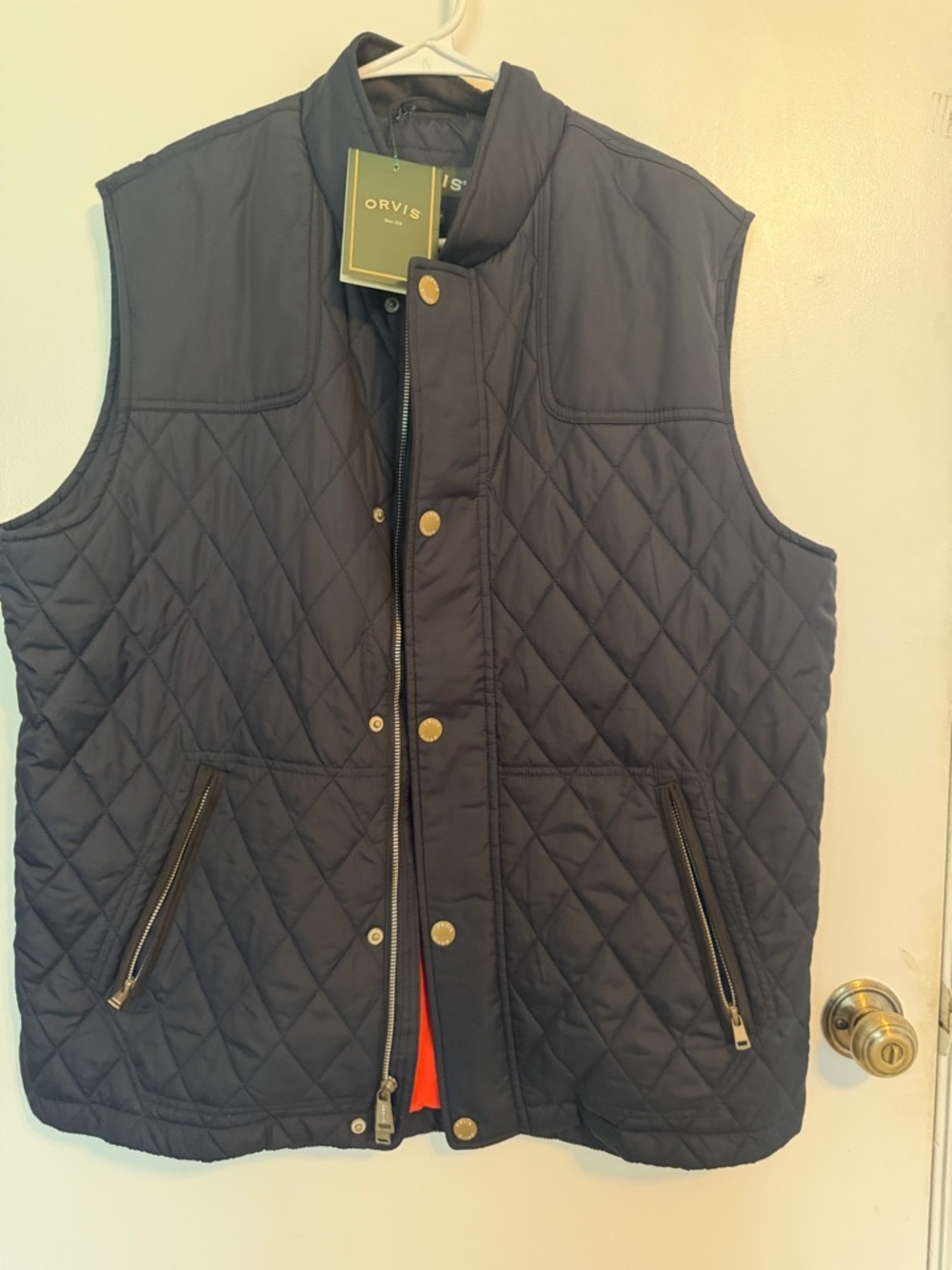 Orvis Men's Quilted Navy Vest, size L NWT